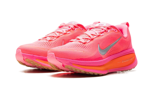 Vomero 18 WMNS "Digital Pink Hyper Orange" HM6804 602