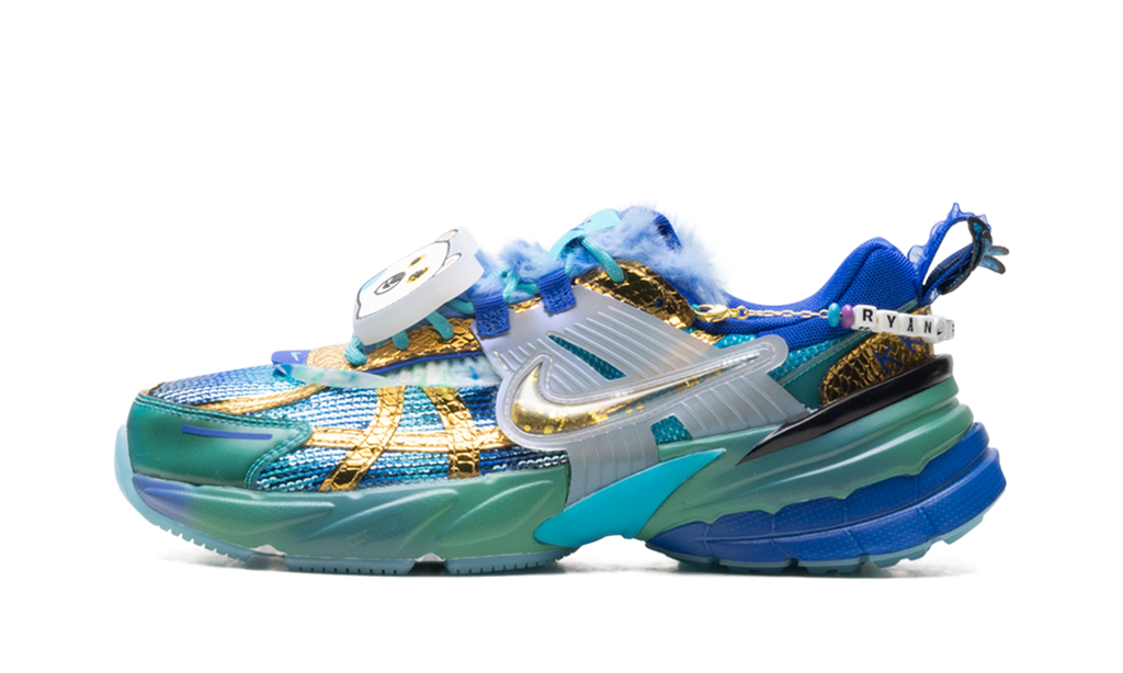 V2K Run WMNS"Doernbecher" IO7691 921