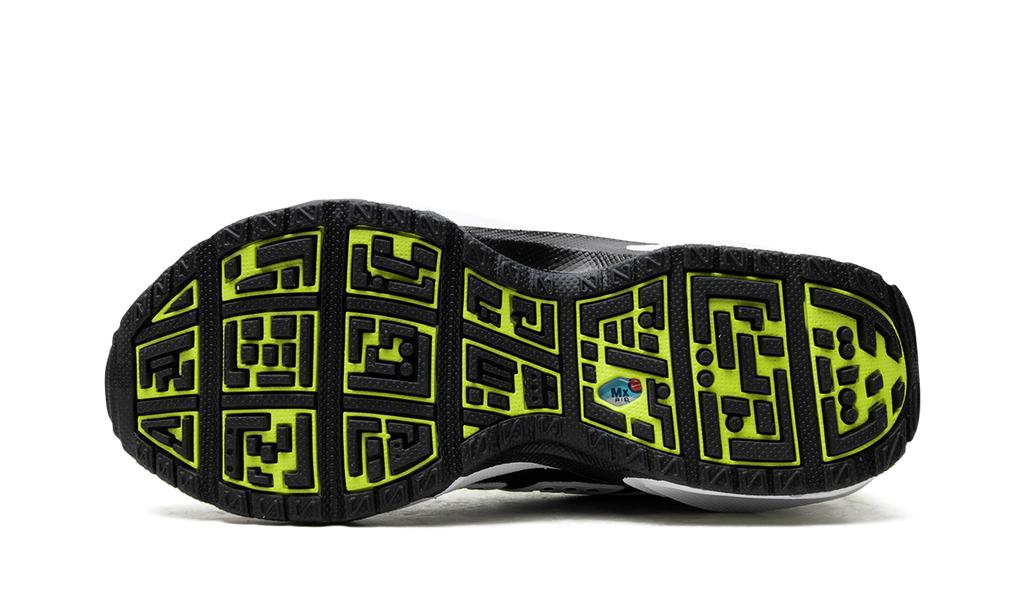 Air Max Sunder WMNS"Electric Green" FZ2068 700