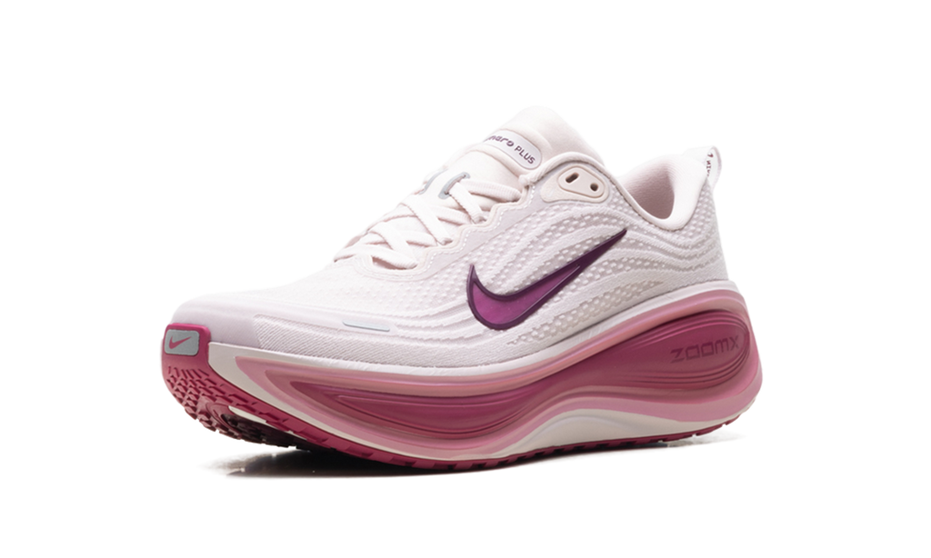 Vomero Plus Wmns"Red" HV8154 602